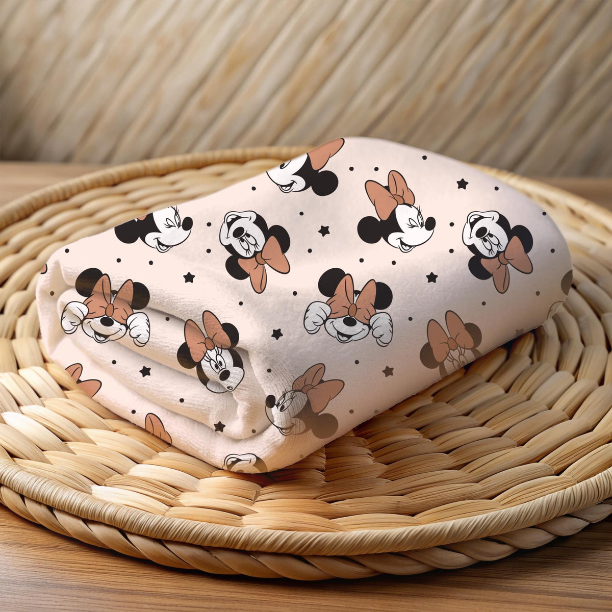 Minnie Mouse Personalized Blanket, Disney Plush Blanket, Kids Sherpa Throw, Disney Home Decor, Custom Name Blanket, Newborn Baby Blanket