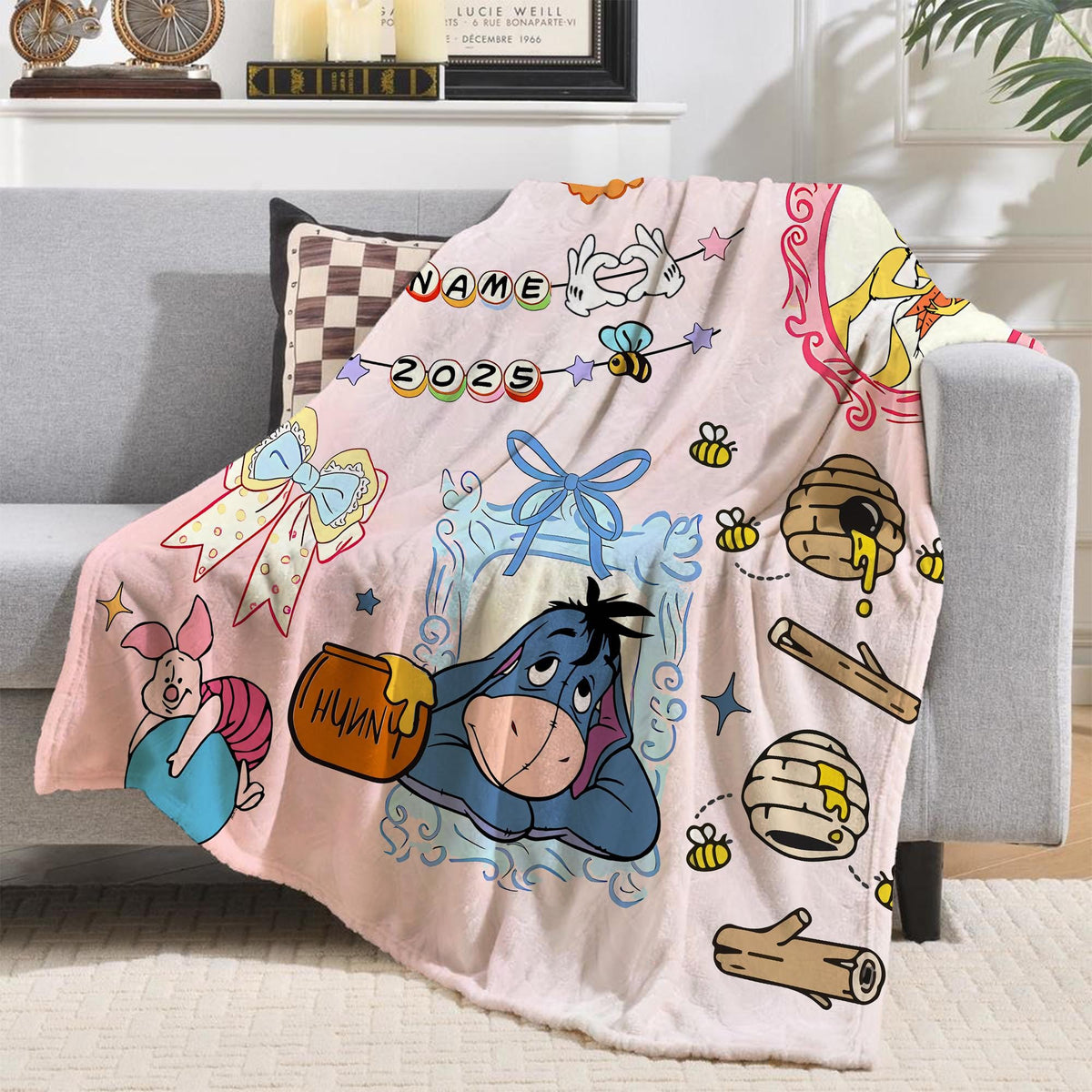Personalized Coquette Bow Pooh & friends Blanket, Pooh Mirror Coquette Bows throw, Disneyland Birthday Girl Blanket, Girly aesthetic Blanket