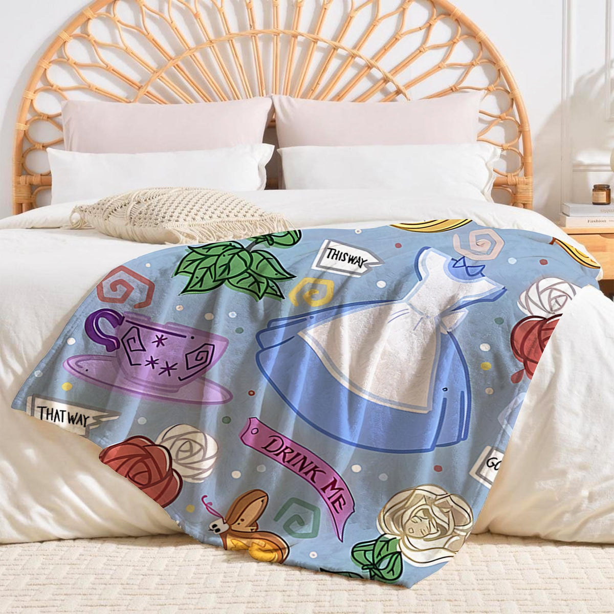 Disney Alice In Wonderland Blanket, Disney Alice Blanket, Birthday Girls, Cheshire Cat Blanket, Mad Hatter Throw, Queen of Hearts Blanket