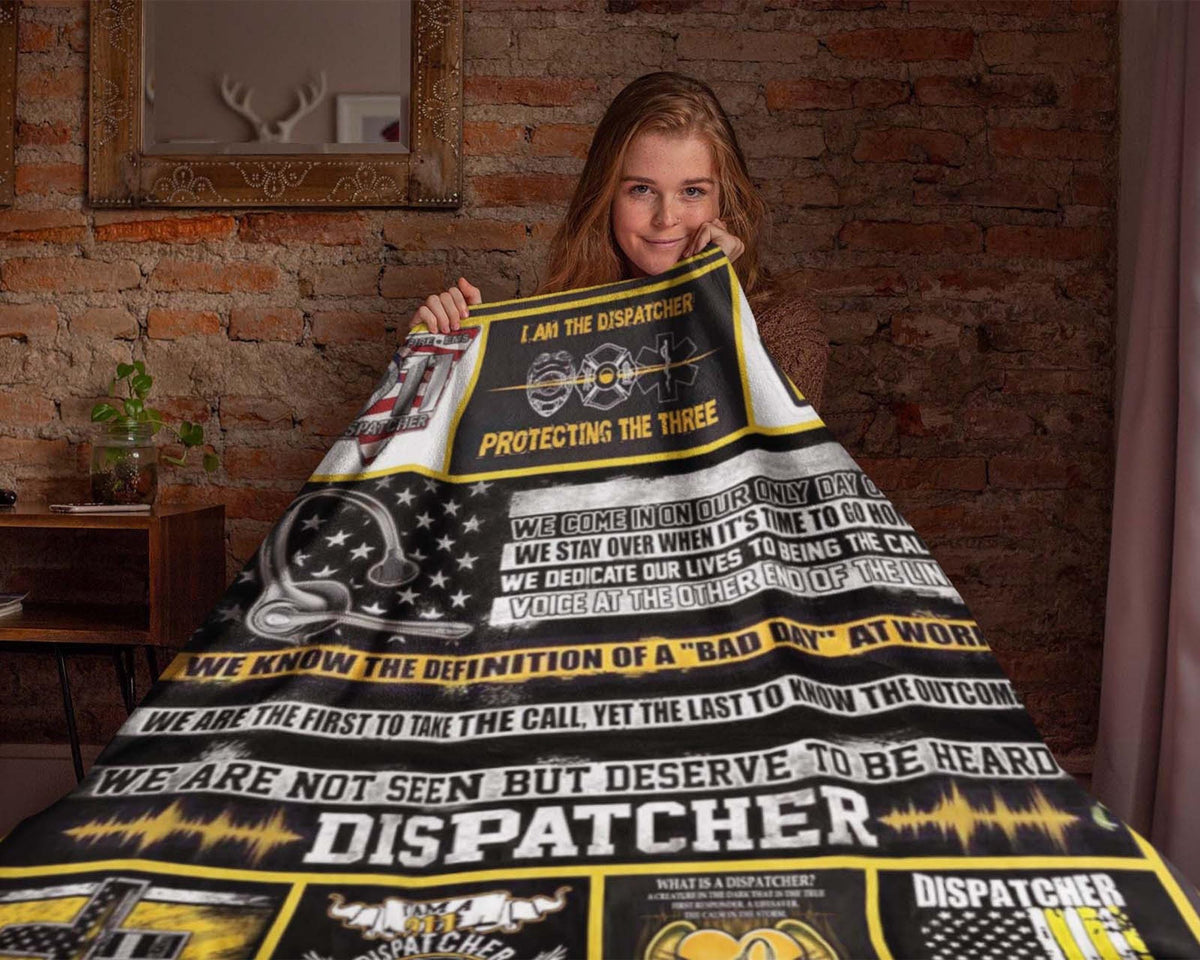 I Am A 911 Dispatcher Blanket, Thin Yellow Line Dispatch Blanket, Love 911 Blanket, Dispatcher Flag Blanket, Police Dispatcher Blanket