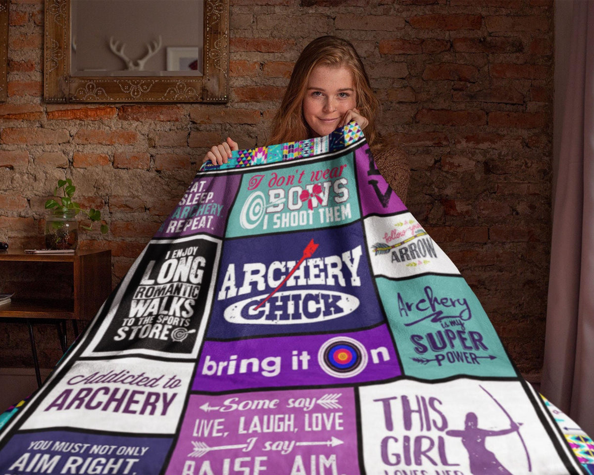 Archery Girl Fleece Sherpa Blanket, Archer Blanket, Archery Mom Blanket, Bow Arrow Blanket, Bow Hunting Blanket, Sport Girl Blanket