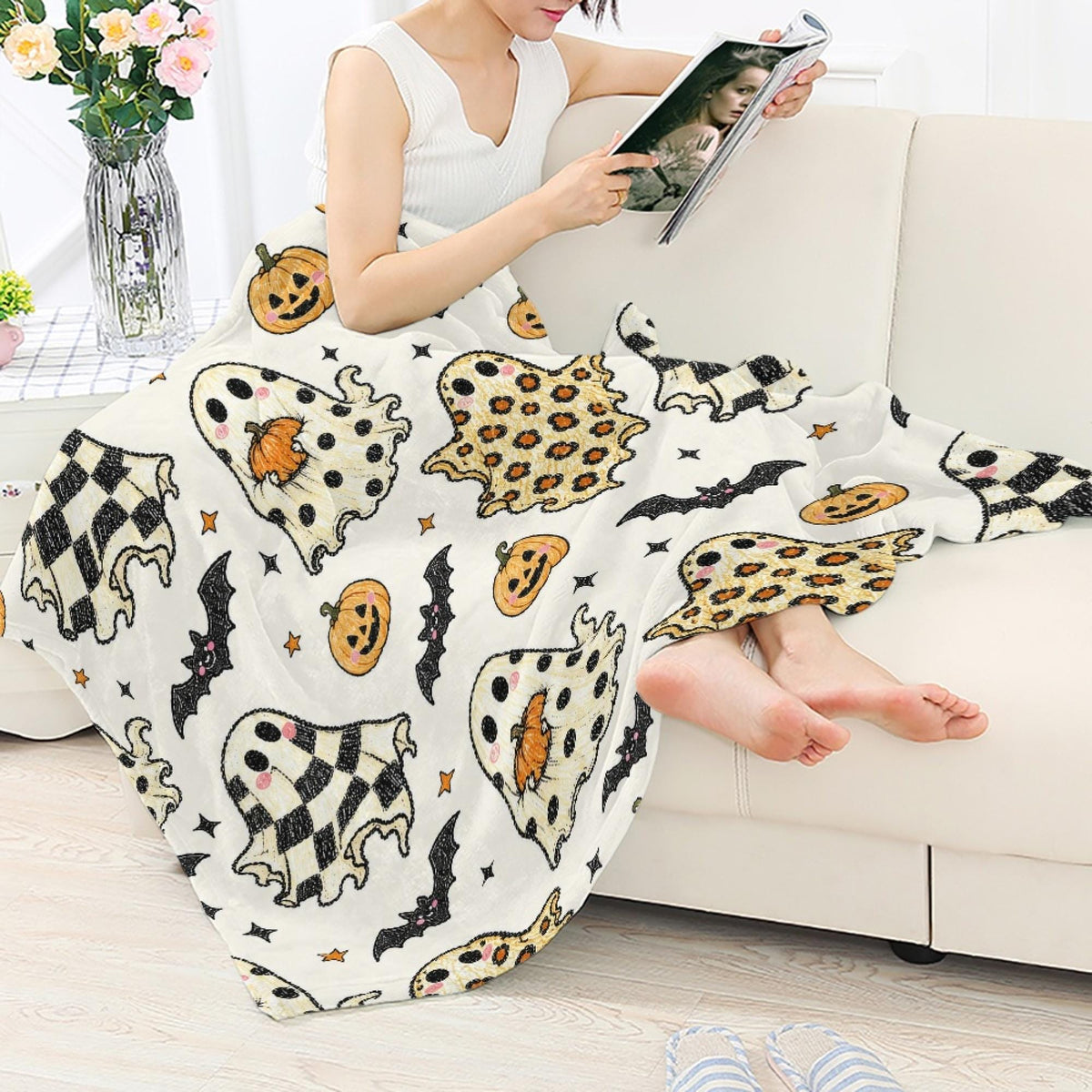 Cute Ghost Halloween Blanket, Cozy Spooky Ghost Throw Blanket, Buffalo Check Leopard Ghost Fleece Blanket, Cute Fall Halloween Gift