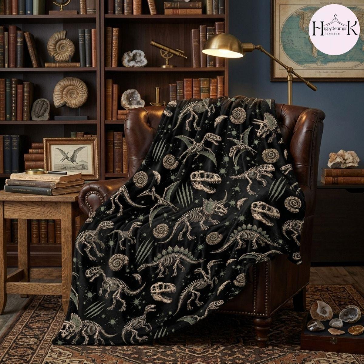 Dinosaur Skeleton Anatomy Fleece Blanket, Black Fossil Bones Gothic Throw, Cozy Soft Gift