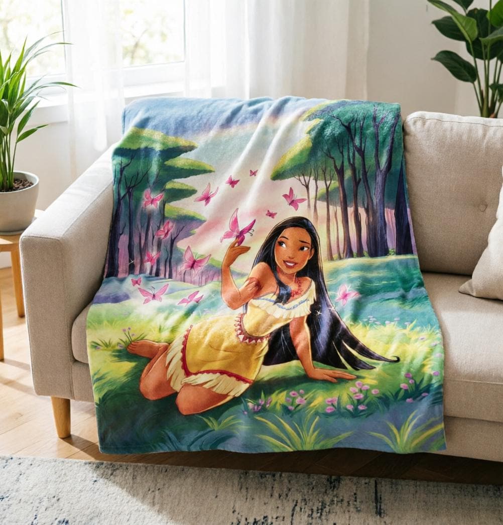 Pocahontas Princess Blanket, Disney Pocahontas Movie Blanket, Princess And Meeko Raccoon Blanket, Birthday Girl Gift Blanket