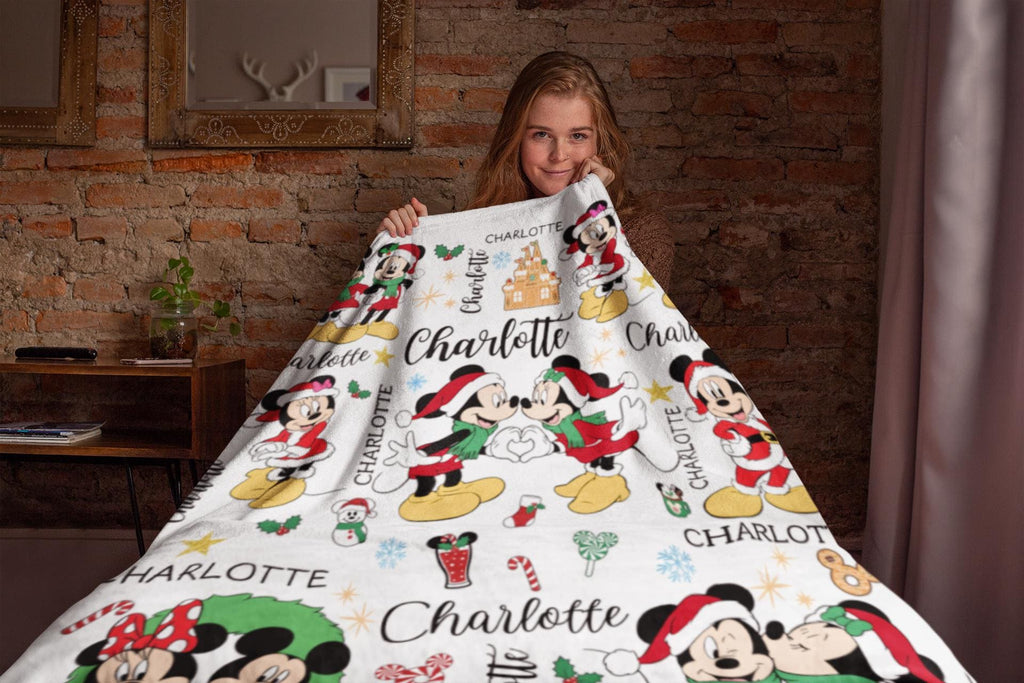 Mickey and Minnie Christmas Blanket Family, Mickey Mouse Christmas Gift, Family Name Blanket, Disney Home Decor, Disney Christmas Gift