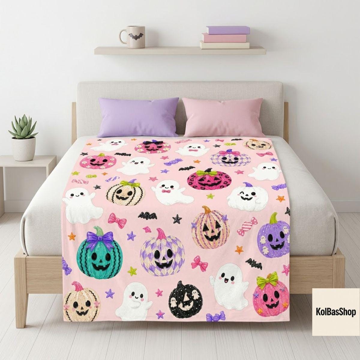 Cute Halloween Blanket, Pink Ghost Pumpkin Throw, Kawaii Jack O Lantern Design, Spooky Fall Home Decor, Halloween Gift for Kids