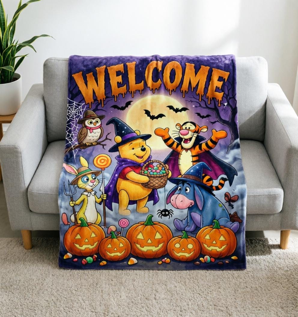 Personalized Pooh Blanket Soft Throw, Halloween Welcome Trick‑or‑Treat Plush Cover, Warm Festive Throw For Children Night Snuggle