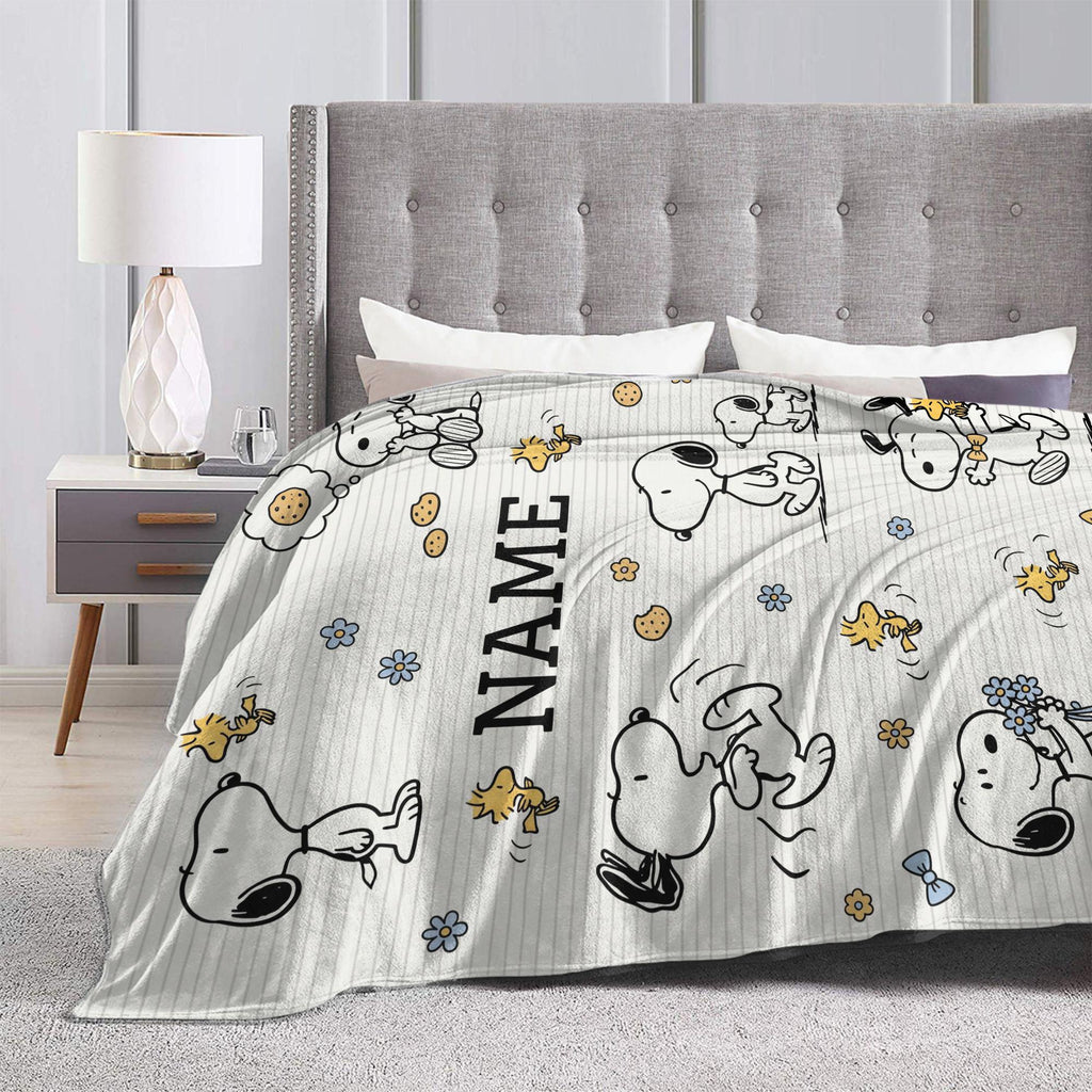 Personalized Sweet Cookies Hound Flannel Blanket, Custom Bakery Puppy Throw, Chocolate Chip Nursery Bedding, Cute Baby Shower Gift for Kids