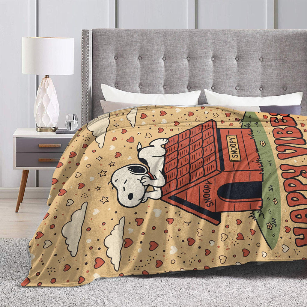 Personalized Red Doghouse Beagle Flannel Blanket, Custom Kids Rooftop Nap Throw, Cute Comic Bedding, Playful Birthday Gift for Boys Girls