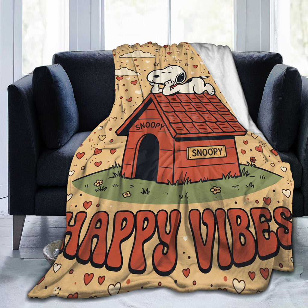 Personalized Red Doghouse Beagle Flannel Blanket, Custom Kids Rooftop Nap Throw, Cute Comic Bedding, Playful Birthday Gift for Boys Girls