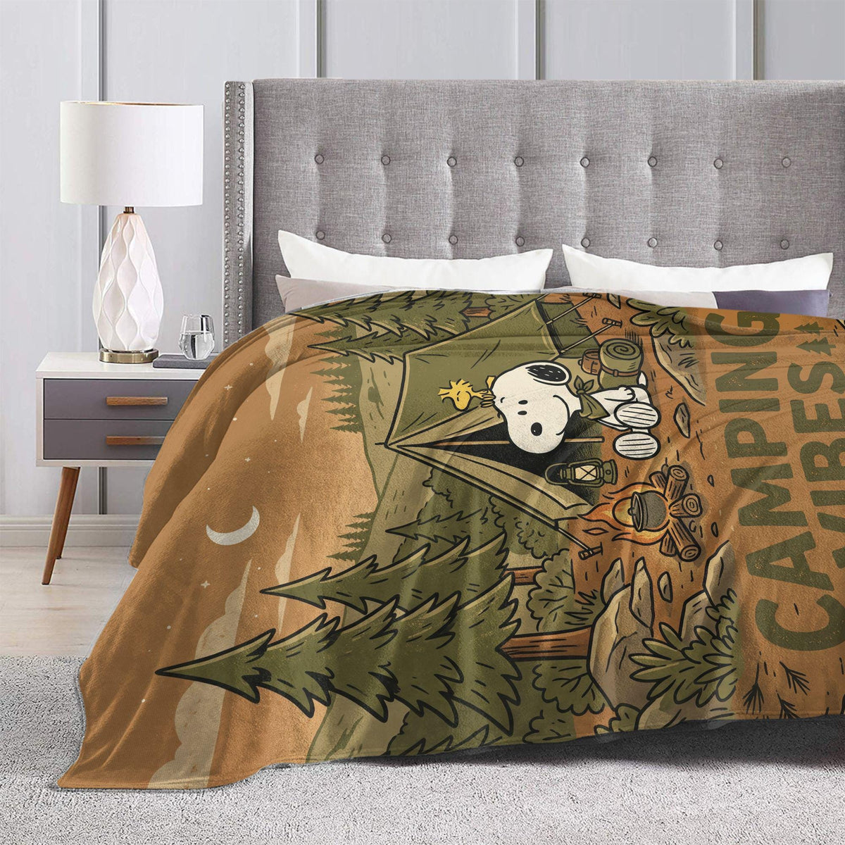 Personalized Camp Scout Beagle Flannel Blanket, Custom Camping Hound Throw, Campfire Tent Bedding, Outdoor Adventure Gift for Hikers