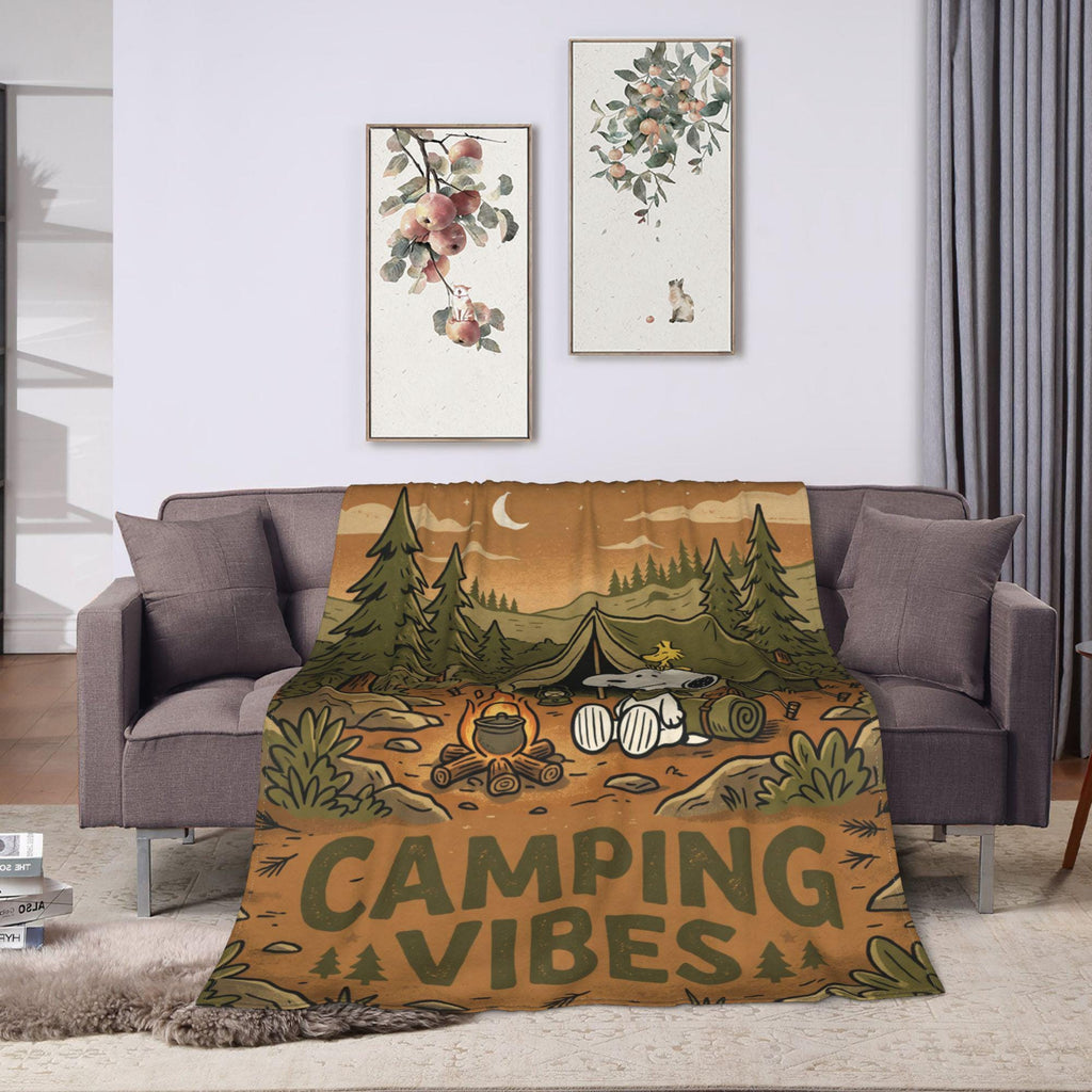 Personalized Camp Scout Beagle Flannel Blanket, Custom Camping Hound Throw, Campfire Tent Bedding, Outdoor Adventure Gift for Hikers