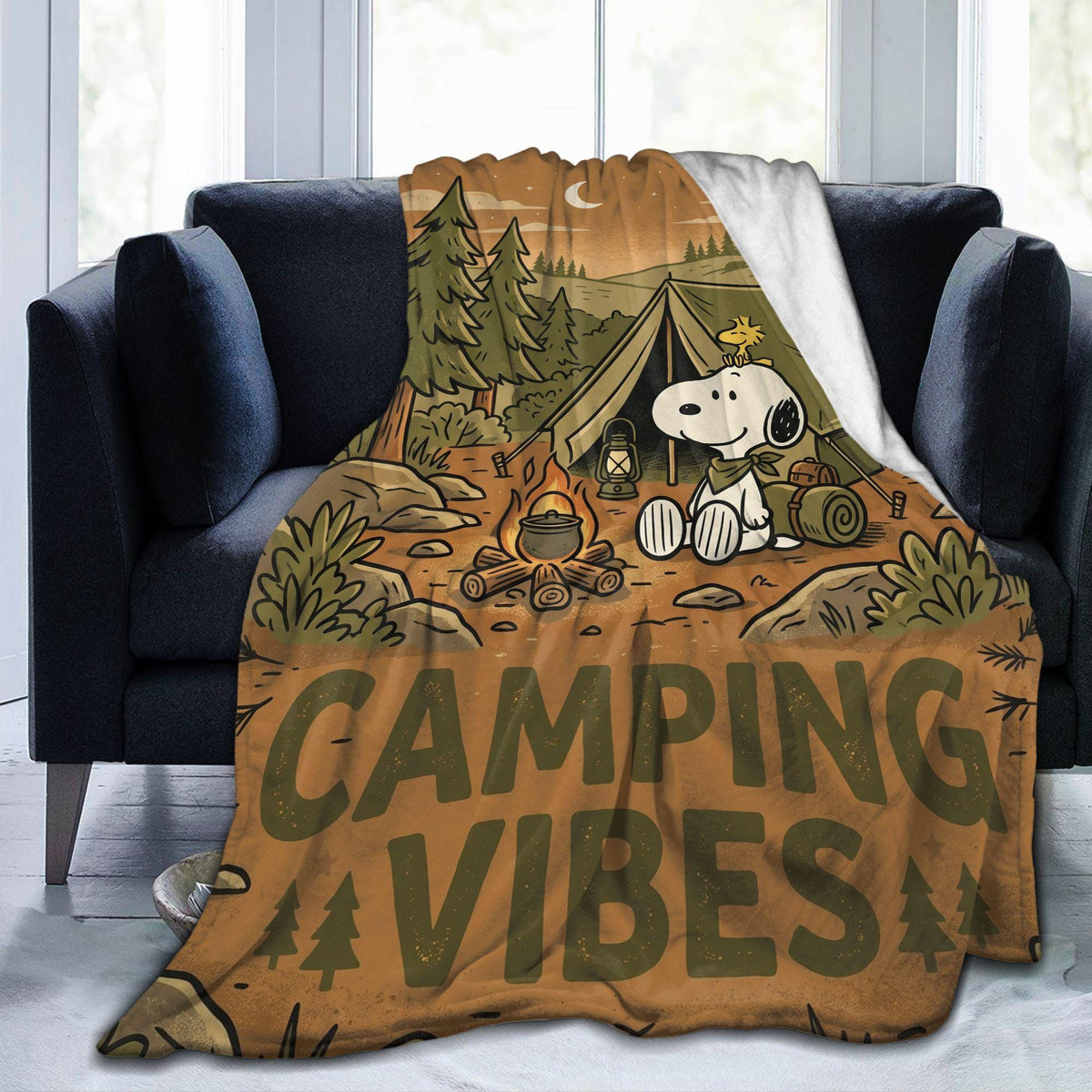 Personalized Camp Scout Beagle Flannel Blanket, Custom Camping Hound Throw, Campfire Tent Bedding, Outdoor Adventure Gift for Hikers