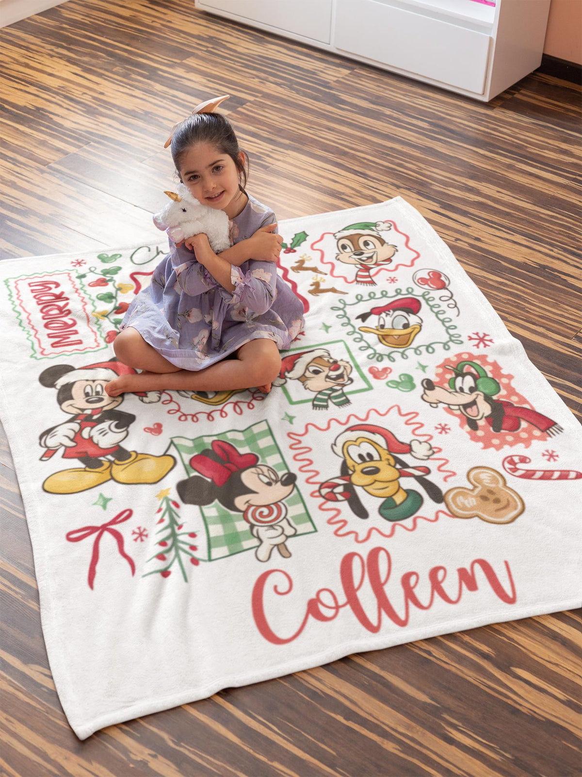 Mickey and friends Christmas Blanket Family, Mickey Christmas Gift, Family Name Blanket for Xmas, Disney Home Decor, Disney Christmas Gift