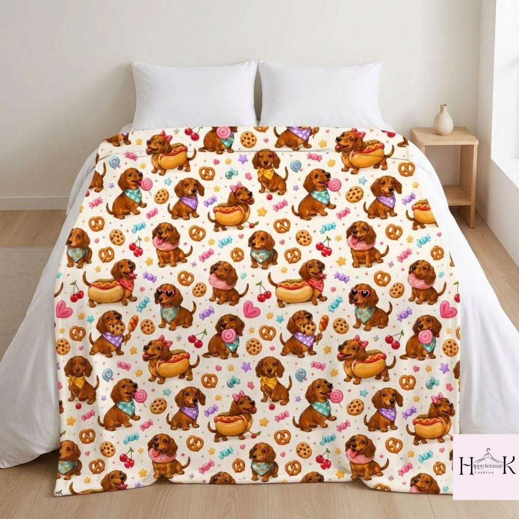 Cute Dachshund Fleece Blanket, Wiener Dog Candy and Snack Pattern, Kawaii Puppy Bedroom Decor, Cozy Gift for Dog Lovers